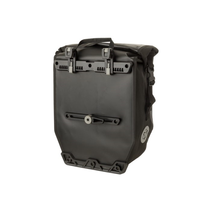 AGU SHELTER CLEAN L WATERPROOF REAR PANNIER REFLECTEREND