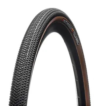 BUITENBAND HUTCHINSON TOUAREG 700X40 TLR HARDSKIN ZWART-BRUIN-1